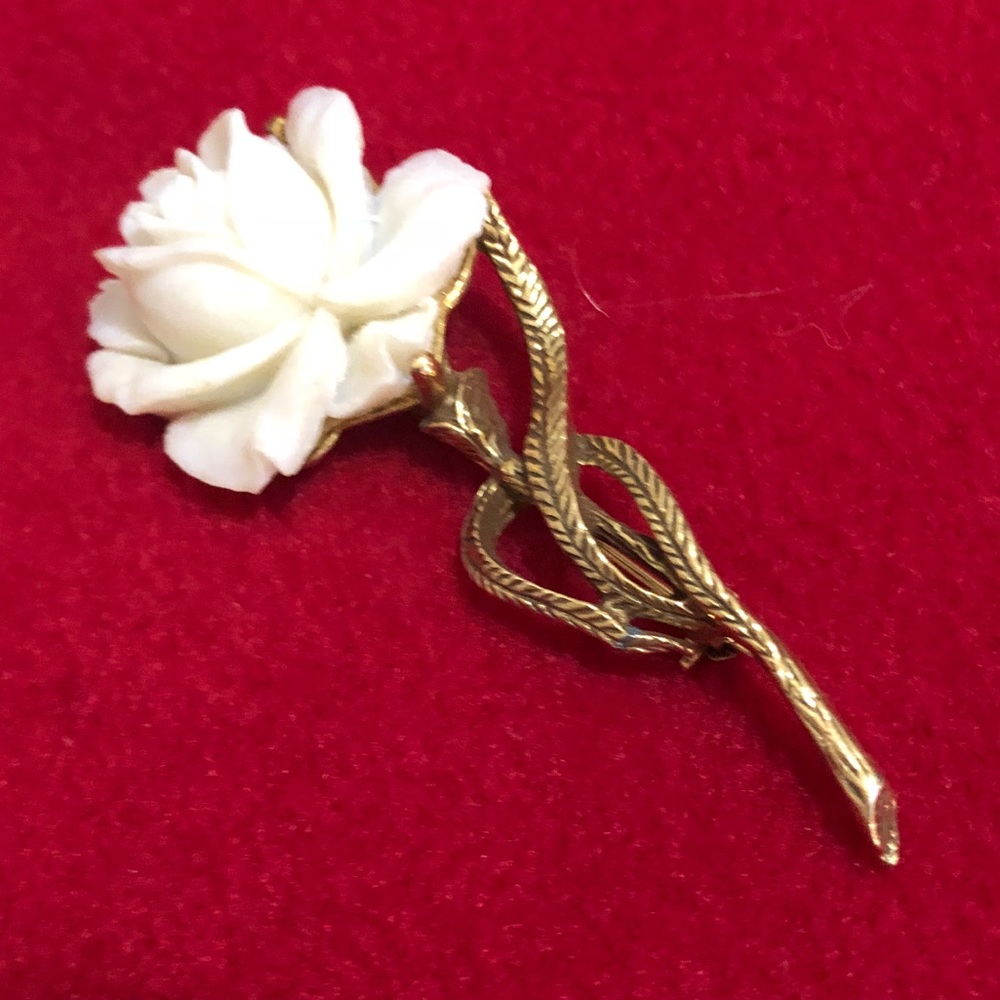Brooch. BUNDLE FOR GREAT SAVINGS!